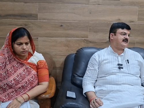चुनाव आयोग पर सवालों को लेकर महापौर का पलटवार:गिरीश पति त्रिपाठी ने राहुल गांधी पर साधा निशाना; कहा- रामलला की धरती से उनकी सद्बुद्धि की कामना करता हूं