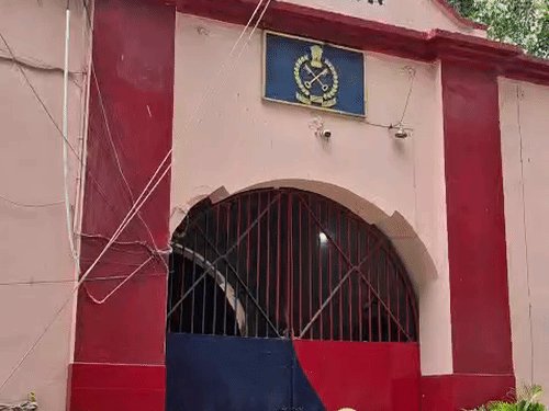 42 साल पुराने डकैती-हत्या केस में राहत नहीं:अलीगढ़ में उम्रकैद काट रहे 69 वर्षीय राजेंद्र की रिहाई की दयायाचिका राज्यपाल ने खारिज की