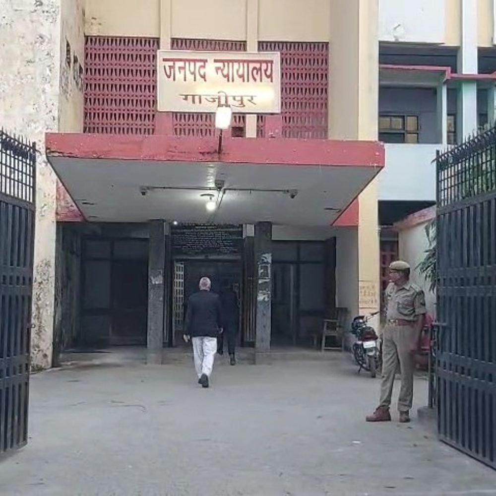 गाजीपुर में सेल्समैन हत्याकांड में आरोपी को उम्रकैद:कोर्ट ने 50 हजार रुपए का लगाया जुर्माना, साढ़े पांच साल बाद आया फैसला