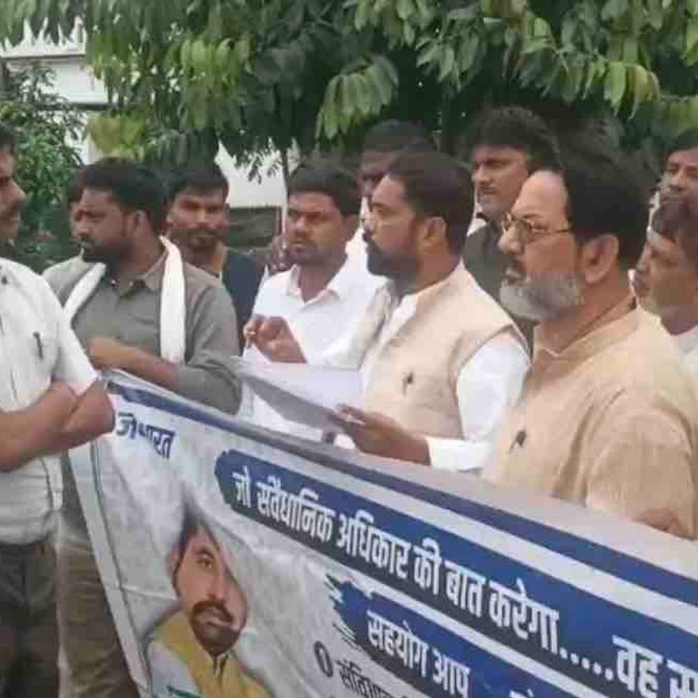 गोरखपुर में उलेमा काउंसिल ने किया प्रदर्शन:SC आरक्षण से धार्मिक रोक हटाने की मांग, बोले-धर्म के आधार पर न हो भेदभाव