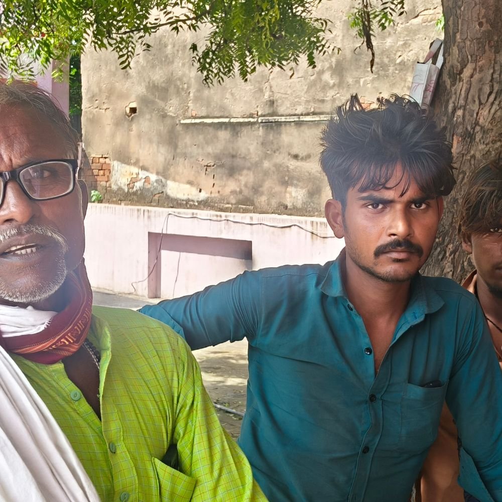 खेत में सांप के डसने से युवक की जान गई:चित्रकूट में इलाज के दौरान तोड़ा दम, एक साल के बच्चे का पिता था