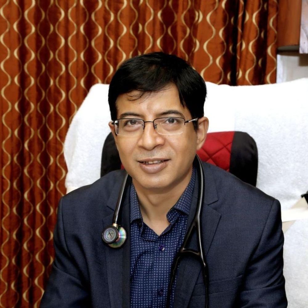 युवाओं में बढ़ रहा हार्ट अटैक का खतरा:धूम्रपान, तनाव और जंक फूड से बढ़ रहा दिल का रोग, सहारनपुर के विशेषज्ञ ने चेताया
