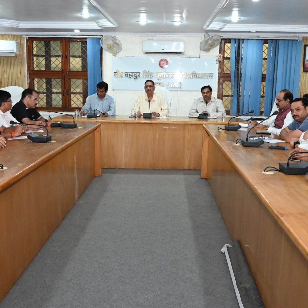 कुलपति ने विभागाध्यक्षों से मांगे नए कोर्स के प्रस्ताव:जौनपुर में 30 सितंबर तक भेजने के निर्देश