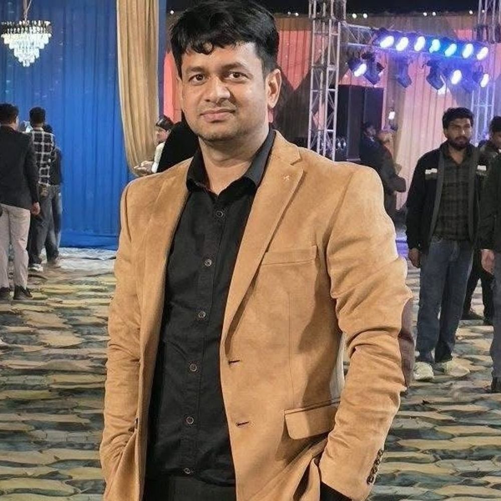 मुरादाबाद का पावरफुल स्टेनो, जिसे IAS भी हिला नहीं सके:4 साल से SDM सदर का स्टेनो; 2 कलेक्टरों ने हटाया, वापस फिर वहीं आया