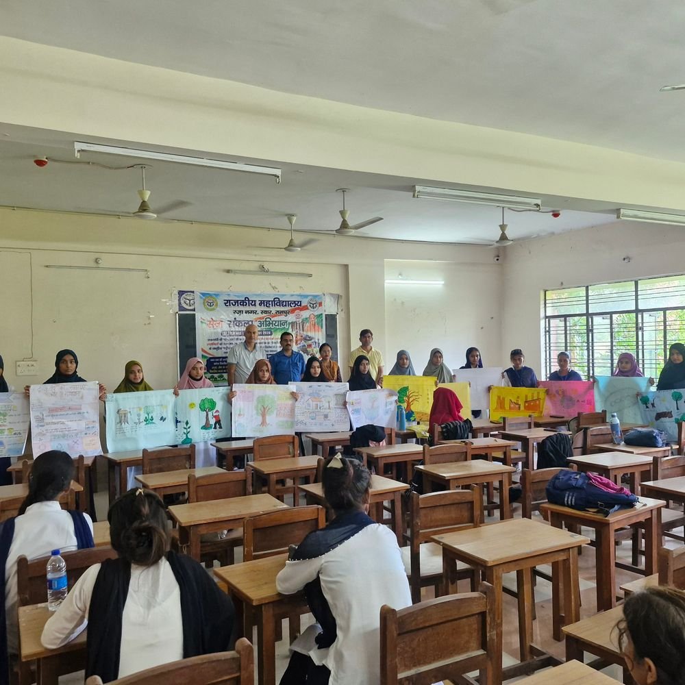 'मेरे सपनों का भारत' प्रतियोगिता:राजकीय महाविद्यालय में प्रदर्शनी; छात्र-छात्राओं ने मॉडल व चित्रों से दिखाए नवाचार के रंग