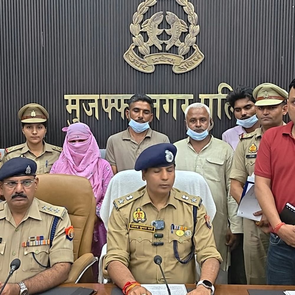 मुजफ्फरनगर में प्रेमी संग रची पति की हत्या की साजिश:जमीन बेचकर 10 लाख देने की हुई डील, पत्नी समेत 4 आरोपी गिरफ्तार