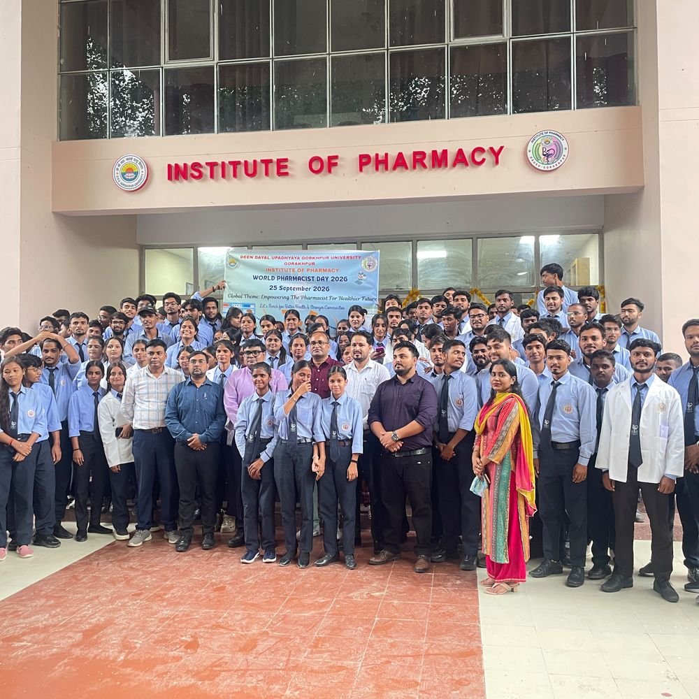गोरखपुर में विश्व फार्मासिस्ट दिवस आयोजित:विद्यार्थियों के ज्ञान, रचनात्मकता, वैज्ञानिक सोच को बढ़ावा देने का उद्देश्य