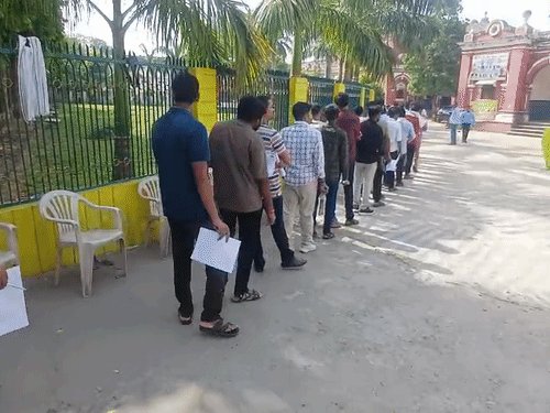UPSSSC PET 2026 की परीक्षा तिथियां बदलीं:अब 25, 30 अक्टूबर, 1 नवंबर को होगा एग्जाम,2 पालियों में होगी परीक्षा