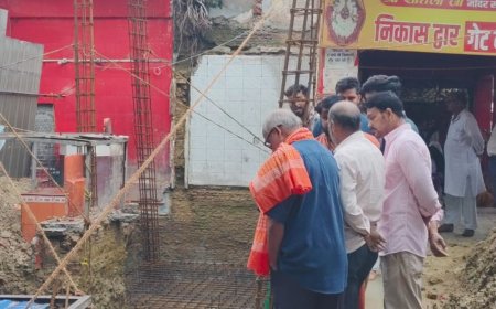 शीतला धाम में हवन कुंड का निर्माण बंद:नवरात्रि से पहले पंडा-पुजारी और क्षेत्रीय लोग नाराज, भक्तों को होगी परेशानी
