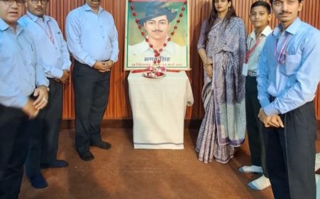 बुलंदशहर में भगत सिंह की जयंती पर कार्यक्रम:विद्यार्थियों से राष्ट्रहित को प्राथमिकता देने का आह्वान