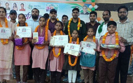 बदायूं में उमंग कार्यक्रम:प्रतियोगिताओं में उत्कृष्ट प्रदर्शन करने वाले छात्र-छात्राएं पुरस्कृत