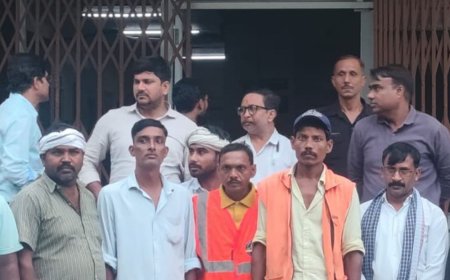 वाराणसी में स्वास्थ्य परीक्षण शिविर आयोजित:सफाई कर्मियों को नियमित जांच के महत्व और आवश्यक सावधानियों की जानकारी दी