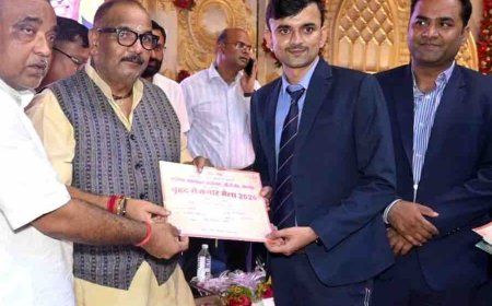 कानपुर रोजगार मेले में 290 युवाओं को मिली नौकरी:657 ने आजमाई किस्मत, 30 हजार रुपए तक का पैकेज मिला