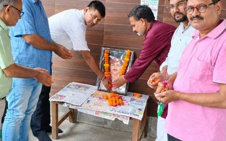 अनूपशहर में मनाई भगत सिंह की जयंती:वक्ताओं ने कहा- करियर बनाने की उम्र में देश के लिए चूमा फांसी का फंदा
