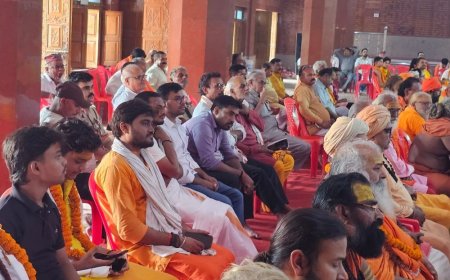 प्रयागराज में संतों ने मनाई अशोक सिंघल की 100वीं जयंती:संतों ने याद किया, गौ रक्षा और युवाओं को नशामुक्त करने का लिया संकल्प