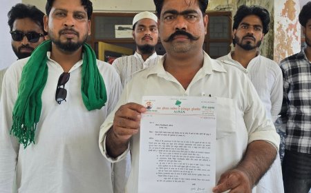 मऊ में हाईवोल्टेज करंट से तीन युवकों की मौत:विभागीय अधिकारियों पर कार्रवाई और परिजनों को 1-1 करोड़ मुआवजे व नौकरी की मांग