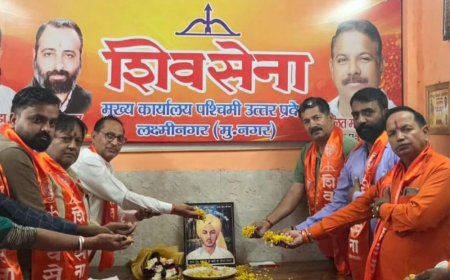 शिवसेना ने मनाई शहीद-ए-आजम भगत सिंह की जयंती:मुजफ्फरनगर में शिवसैनिकों ने चित्र पर पुष्प अर्पित कर किया नमन