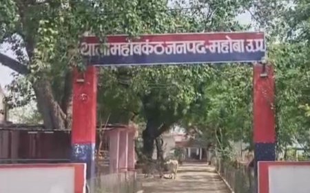 कोटेदार पर 171 क्विंटल अनाज के गबन का केस:महोबा में ग्रामीणों की शिकायत पर खुली पोल, FIR दर्ज