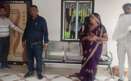 आजमगढ़ में महिला की मौत के बाद निजी क्लीनिक सील:स्वास्थ्य विभाग ने शुरू की जांच, एक दिन पूर्व हुई थी महिला की मौत