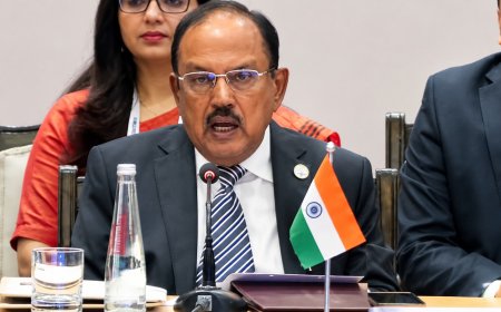 चीनी हिरासत में पहुंच गई थी डोभाल की टीम, लगा करियर खत्म हो गया!