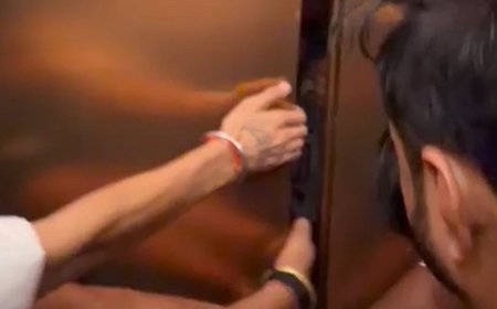 ग्रेटर नोएडा वेस्ट मॉल में लिफ्ट अटकी, 8 लोग फंसे:पार्टी से लौट रहे थे, एक घंटे तक फंसे रहे; वीडियो सामने आया