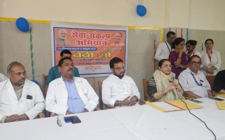मेरठ के महिला अस्पताल में हुआ हेल्दी बेबी शो:अभिभावकों को दी पोषण और टीकाकरण के महत्व की जानकारी