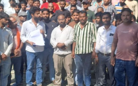 डीजे पर सामूहिक प्रतिबंध से भड़के संचालक:डीएम से बोले- दोषी पर हो कार्रवाई, पूरे कारोबार को न मिले सजा