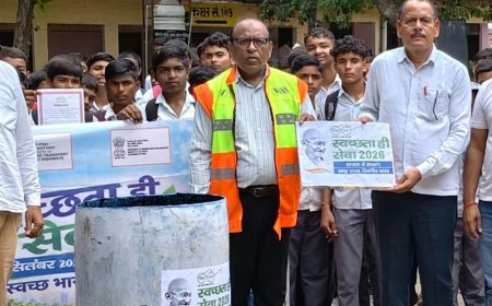 फतेहपुर में स्वच्छता जागरूकता अभियान आयोजित:सर्वोदय इंटर कॉलेज में शपथ ली, डस्टबिन वितरण कर किया पौधारोपण