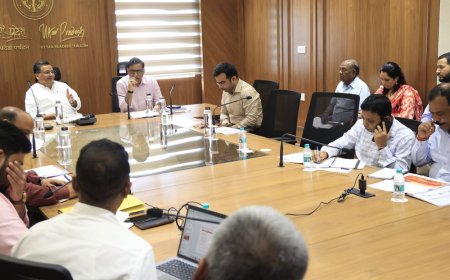 पर्यटन योजनाओं की धीमी प्रगति पर मंत्री नाराज:बोले- जमीन पर दिखें परिणाम, नैमिषारण्य समेत 3 तीर्थस्थलों पर 15 नवंबर तक लगेंगे कैमरे