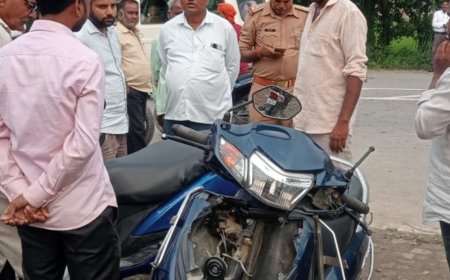 बस्ती में पिकअप से भिड़ी स्कूटी, एक की मौत:टक्कर के बाद गाड़ी छोड़कर चालक फरार; पुलिस ने दोनों वाहन कब्जे में लिए