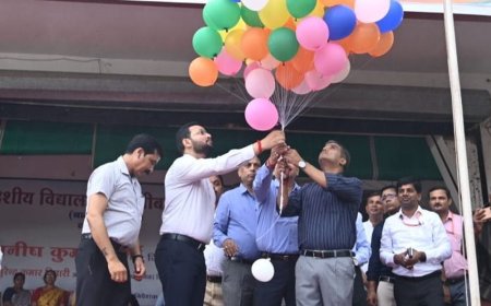 प्रयागराज में 70वीं वॉलीबॉल प्रतियोगिता शुरू, DM ने किया उद्घाटन:1590 खिलाड़ी दिखाएंगे दम, 24 से 27 सितंबर तक चलेगी प्रतियोगिता
