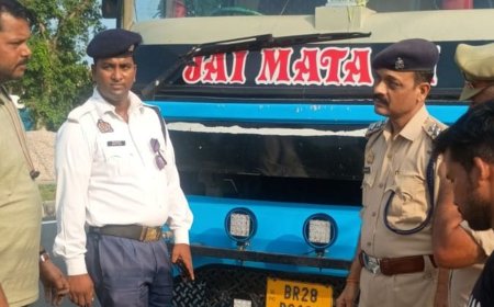 स्लीपर-एसी बसों की चेकिंग में मिली खामी, दो का चालान:फायर इमरजेंसी गेट में कमी मिली, एडीजी ट्रैफिक के निर्देश पर चल रहा अभियान