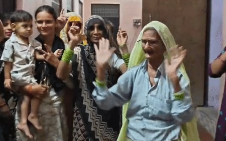 जमकर झूमी गुलवीर की 98 साल की दादी:नाती गुलवीर के पद पर बोलीं- शरीर में अब वो ताकत नहीं, गोलू घर आएगा तो फिर जमकर नाचूंगी