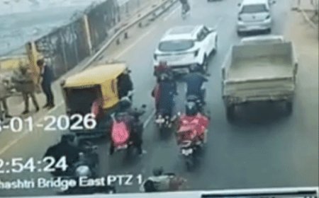 प्रयागराज में सड़क पर जाम दिखे तो खुद बताएं:ट्रैफिक पुलिस ने जारी किया हेल्पलाइन नंबर, व्हाट्सएप पर भेजें फोटो-वीडियो