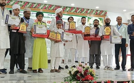 सीरतुन्नबी कॉम्पिटिशन सीजन-2 का सम्मान:गोरखपुर में सीरतुन्नबी समारोह के दौरान कलमा शरीफ पढ़ने की विशेष मुहिम शुरू