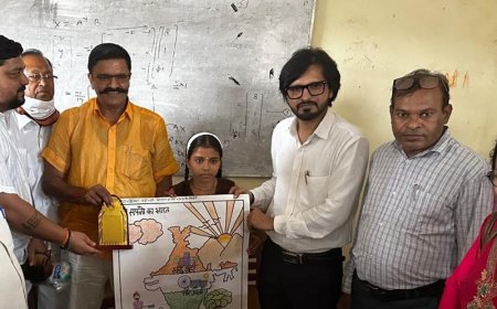 मुन्ना लाल इंटर कॉलेज में विकसित भारत प्रतियोगिता:कक्षा 5 से 12 तक के छात्र-छात्राएं शामिल, मोनिका ने मारी बाजी
