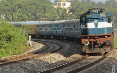मुरादाबाद रेल मंडल की कई ट्रेनें प्रभावित:बिहार में नॉन-इंटरलॉकिंग कार्य के कारण मुरादाबाद रेल मंडल की गाड़ियां प्रभावित, रूट बदला