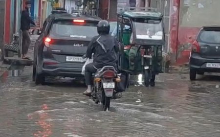 फर्रुखाबाद में दो दिन से बारिश का दौर जारी:फुहार के बीच छाए बादल; कई इलाकों में जलभराव