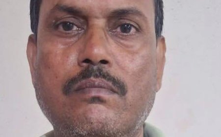 वाराणसी STF ने गुवाहटी से दबोचा 50 हजार का इनामिया:हत्यारोपी के नक्सली संगठन से जुड़े तार, ट्रांजिट रिमांड पर लेकर आई टीम