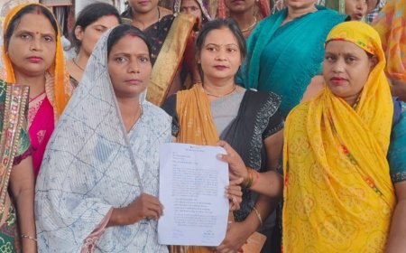जौनपुर में बैंक सखियों ने मानदेय बढ़ाने की मांग की:स्थायी करने सहित 5 मांगें रखीं, पूरी न होने पर धरने की चेतावनी दी।