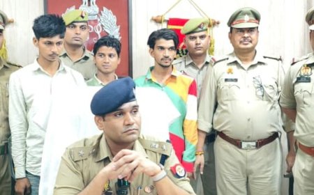 अमरोहा में 33 लाख की चोरी का खुलासा, 3 गिरफ्तार:पुलिस ने सोने-चांदी के जेवर और नकदी बरामद की, एसपी ने दिया इनाम