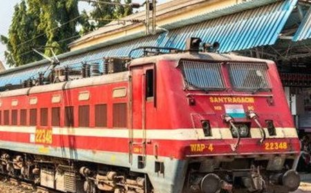 नई दिल्ली-हावड़ा फेस्टिवल स्पेशल ट्रेन के फेरे बढ़े:रेलवे ने लिया फैसला, अब हफ्ते में तीन दिन चलेगी, फिरोजाबाद में यात्रियों को मिलेगा फायदा