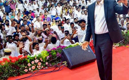 करूर भगदड़ का एक साल- CM विजय ने श्रद्धांजलि दी:कहा- यह कभी न भरने वाला घाव; विजय की रैली में हुई थीं 41 मौतें