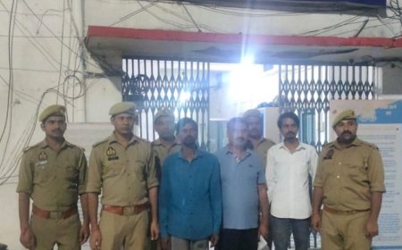 फर्जी आधार कार्ड बनाकर पिता की जमीन बेचने की कोशिश:बाराबंकी में 3 आरोपी गिरफ्तार, हाईवे से सटी बेशकीमती जमीन का मामला