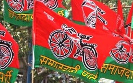 सपा का आरोप सरकारी कमर्चारी कर रहे भाजपा का प्रचार:मुरादाबाद डीआईओएस कार्यालय के कर्मचारी जीत सिंह पर पक्षपात का लगाया आरोप