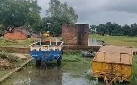 3 दिनों में 2 मीटर बढ़ गया गंगा का जलस्तर:कन्नौज में खतरे के निशान के करीब पहुंचा पानी, ग्रामीणों की फिर बढ़ने लगीं मुसीबतें