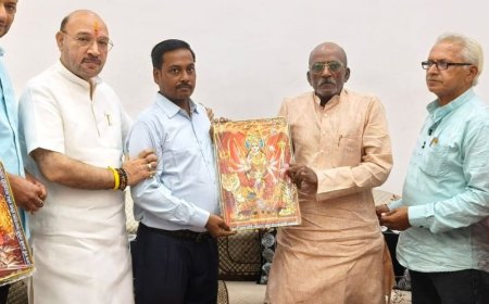 शामली में भाजपा कार्यकर्ताओं ने सुनी 'मन की बात':जिला प्रभारी राजा वर्मा बोले- जनसेवा से राष्ट्रनिर्माण का माध्यम