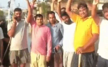 लखनऊ के फैजुल्लागंज में जलभराव के बीच बच्ची की मौत:बुखार से हालत बिगड़ी, अस्पताल नहीं पहुंचा सके परिवारीजन