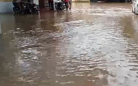 गोंडा में 47 सेमी बढ़ा घाघरा नदी का जलस्तर:60 घंटे से लगातार बारिश; 150 एमएम पानी बरसा, 50-60 किमी प्रति घंटे की रफ्तार से चल रही हवाएं
