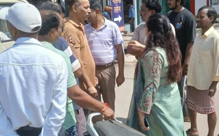 फरेंदा रोड पर पानी निकासी की समस्या,:अध्यक्ष ने इंदिरा नगर में गिरे पेड़ को लेकर अधिकारियों को दिए निर्देश